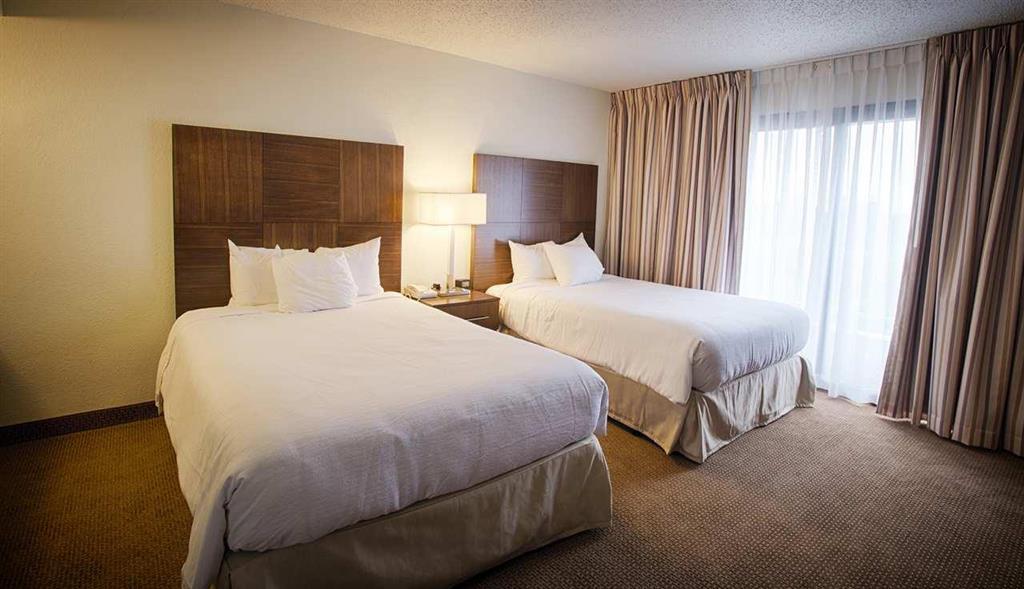 Embassy Suites Батон-Руж Номер фото
